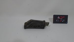 ESTRIBO TRASERO DERECHO SUZUKI GS 500 E 2001-2006